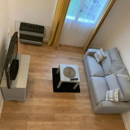 Bel Confortable Avec Jardin Sur