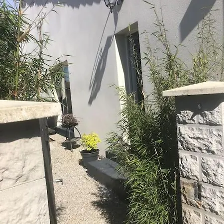 Bel Confortable Avec Jardin Sur